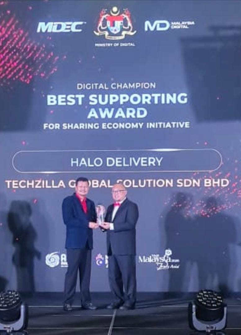 2 Prestigious Awards from MDEC